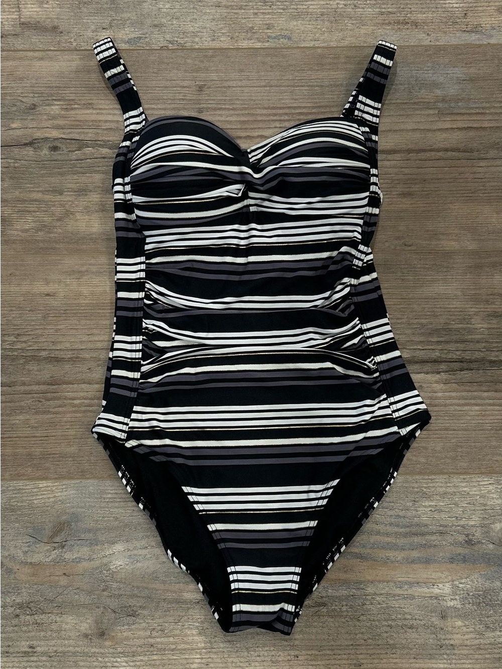 Bond-eye Australia One Piece
Bathing Suit Womens Size 4
Striped Multi Fit Cup
